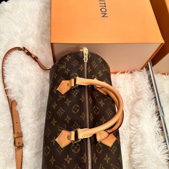 SOLD…… SOLD……..SOLD…….Louis Vuitton Speedy 30 Bandouliere - Picture 3 of 7